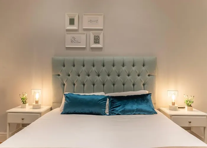 Amplio Y Elegante En Casco Viejo Con Parking * Bilbao