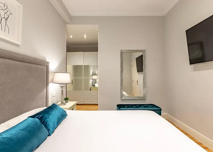 Apartament Amplio Y Elegante En Casco Viejo Con Parking *