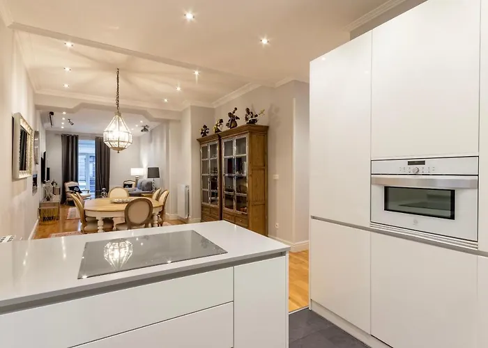 Apartament Amplio Y Elegante En Casco Viejo Con Parking