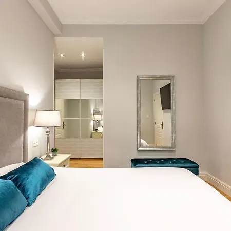 Apartment Amplio Y Elegante En Casco Viejo Con Parking *