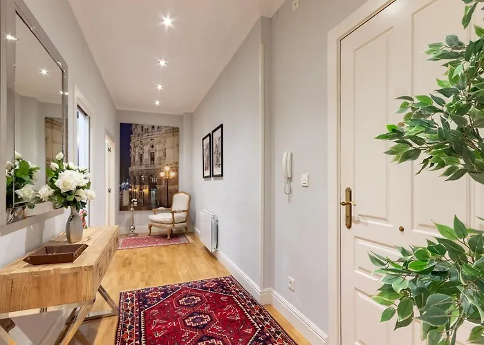 Amplio Y Elegante En Casco Viejo Con Parking * Bilbao